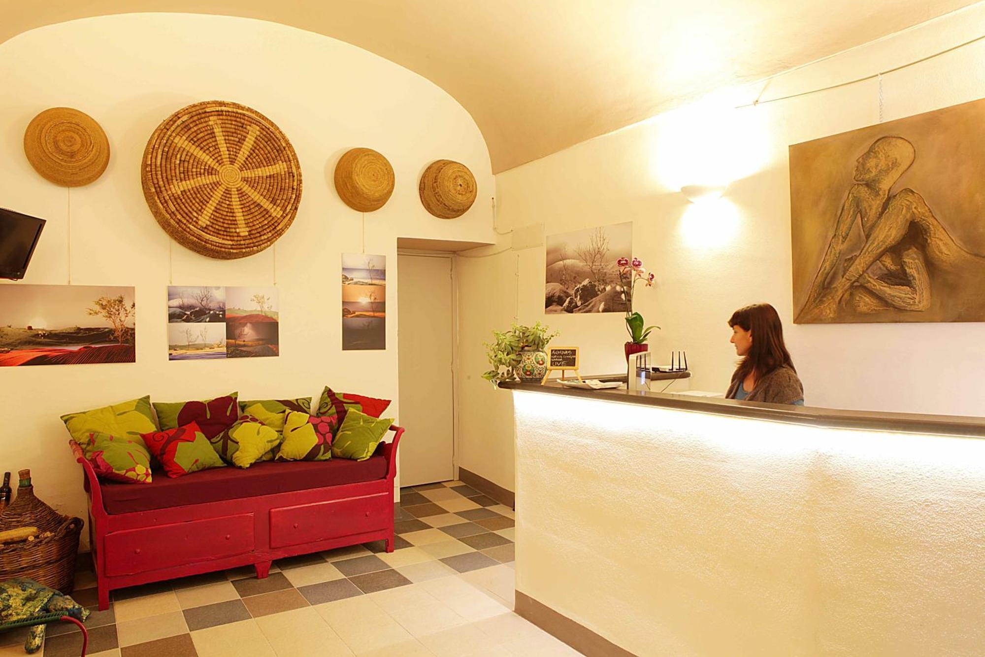 Hotel Aghinas à Bosa Extérieur photo