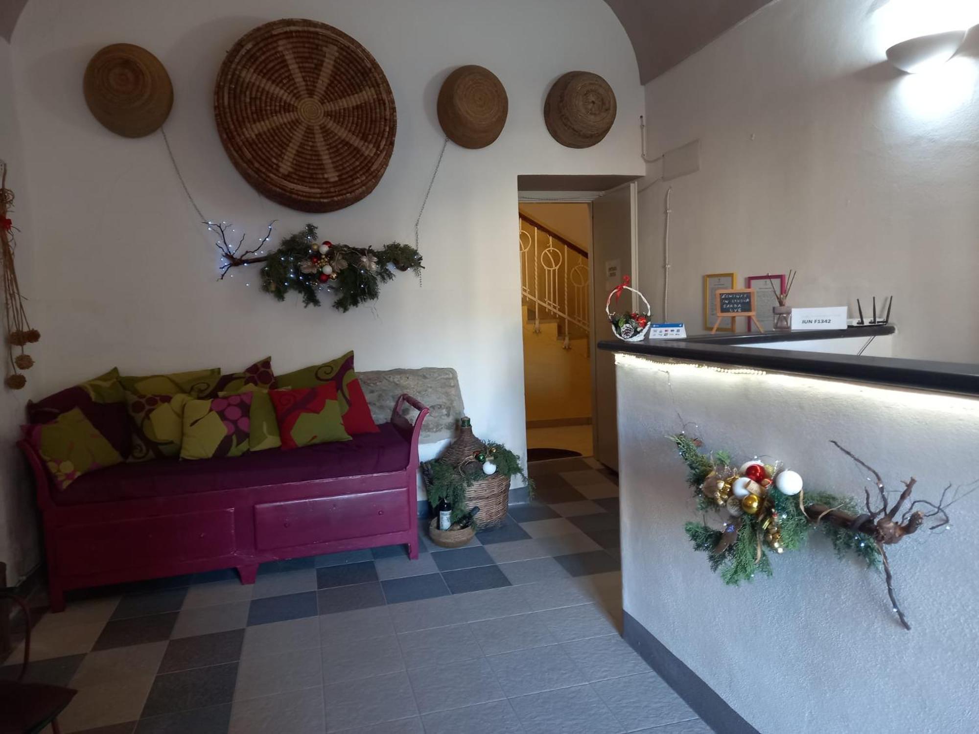 Hotel Aghinas à Bosa Extérieur photo